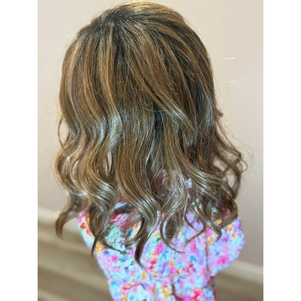 Belle tress “Amaretto-E” wig in color Mocha with cream New